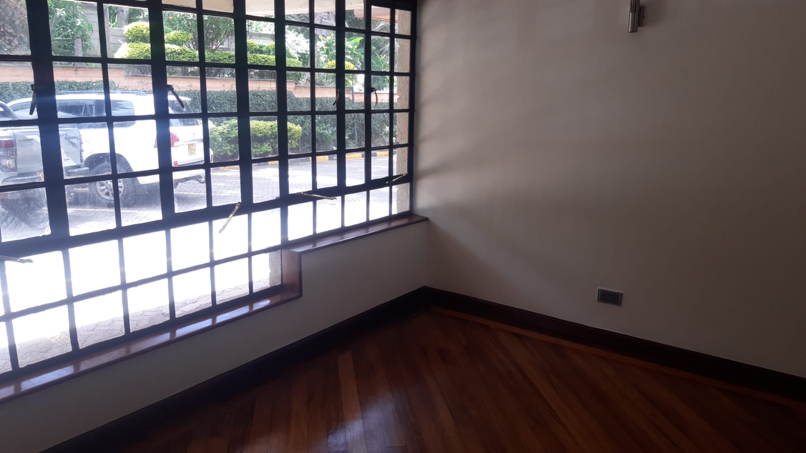 Image 9 of Bayhill Apartments For Sale/Rent