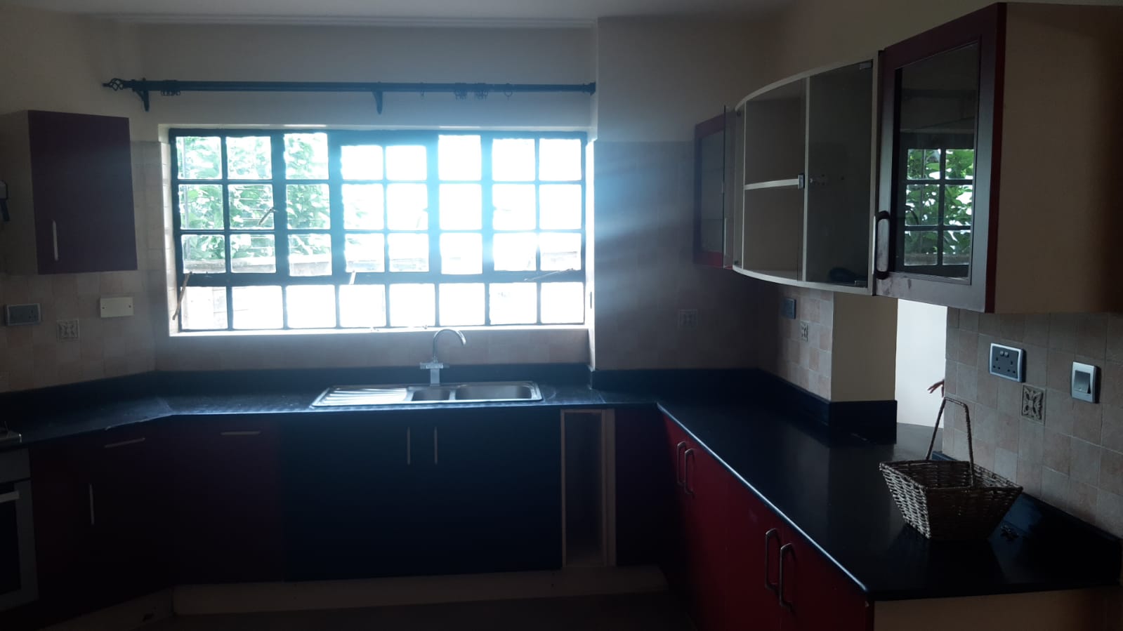 Image 10 of Bayhill Apartments For Sale/Rent