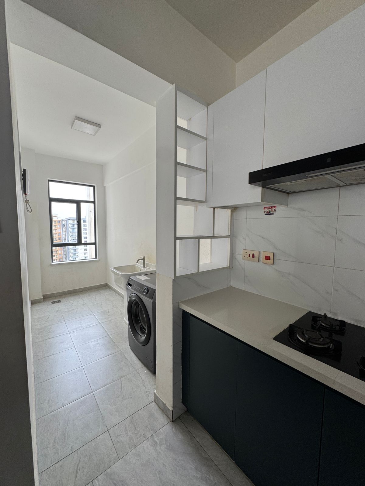Image 12 of 4 Bedroom Apartment (Royal Oaks) - For rent/Sale