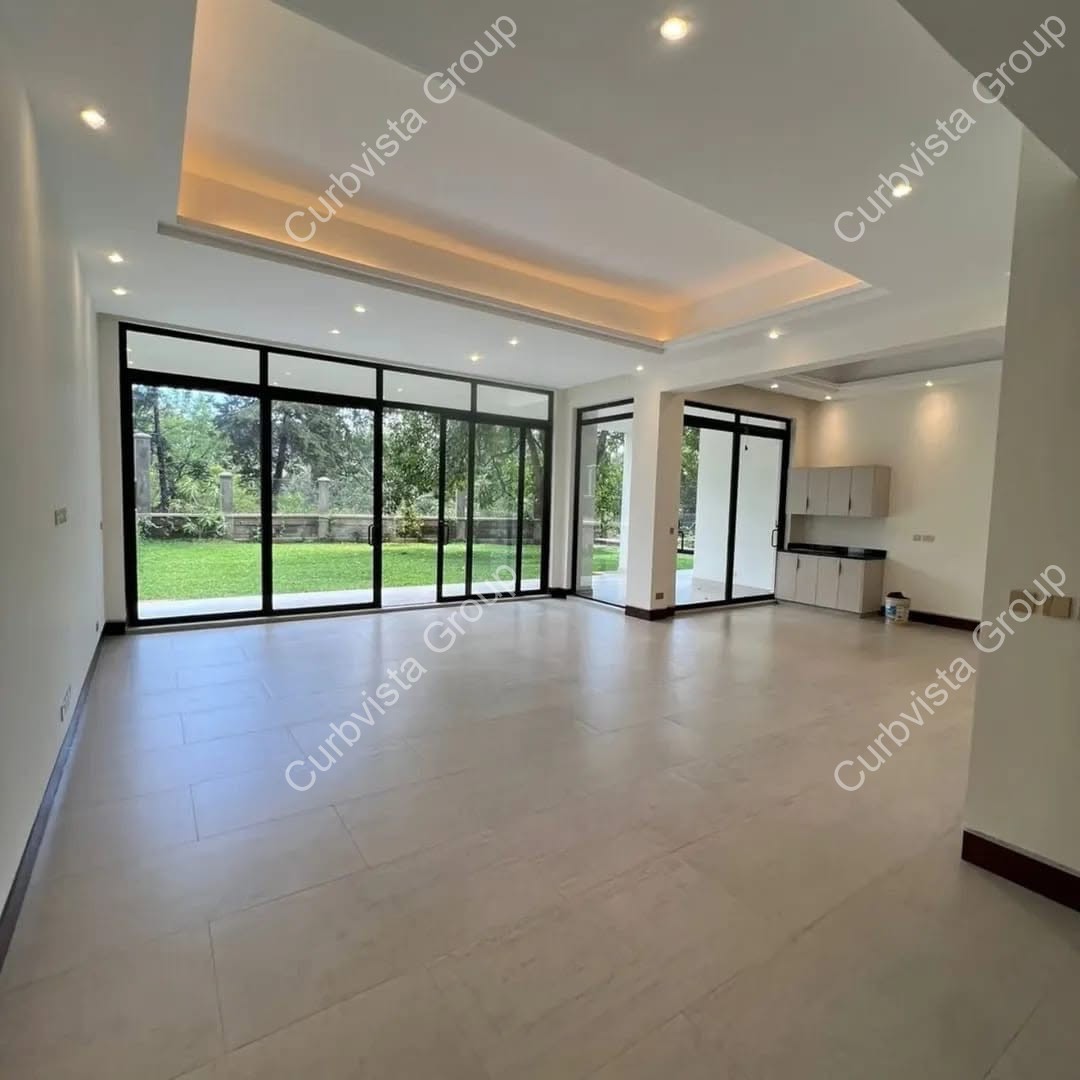 Image 3 of Luxury 6 Bedroom Home for Sale in Kitusuru, Nairobi